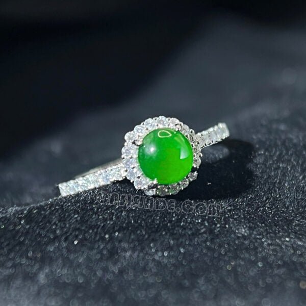 Natural Jade Ring S925 Silver Inlaid Fashion Ring For Women