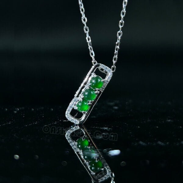 Personalized Design Jade Round Necklace Boutique Jewelry Natural Jade Pendant Necklace