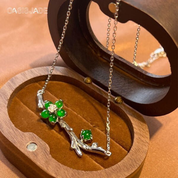 Green Emerald Necklace  Plum Blossom Design Fashion Jewelry Necklace For Women - 图片 6