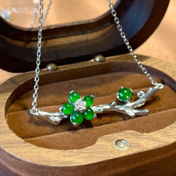 Green Emerald Necklace  Plum Blossom Design Fashion Jewelry Necklace For Women - 图片 2